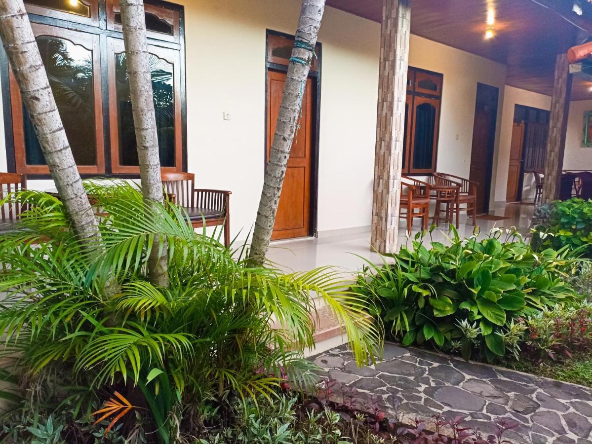 Legian Kusnadi Hotel מראה חיצוני תמונה
