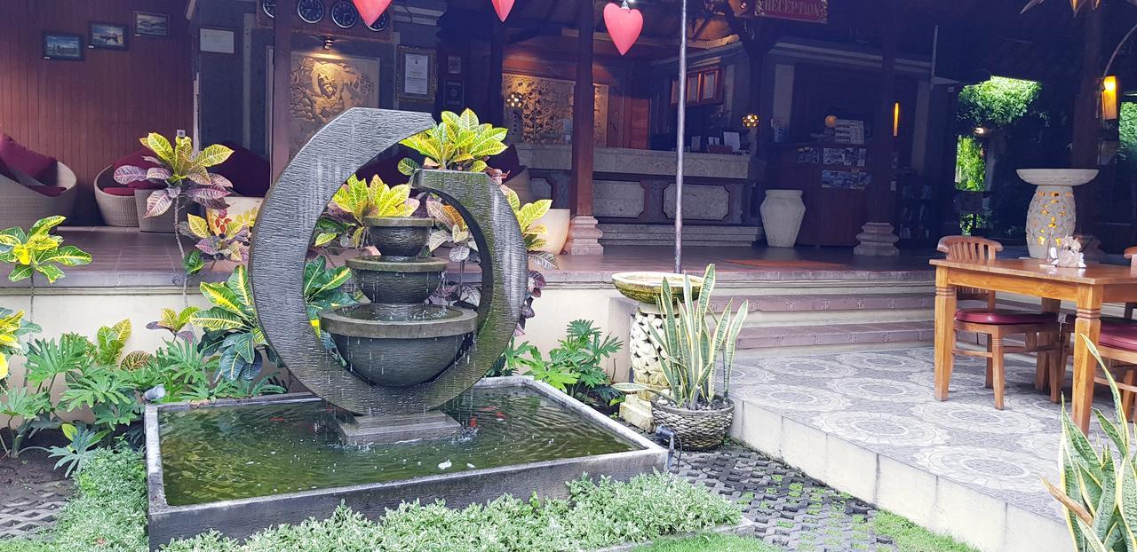 Legian Kusnadi Hotel מראה חיצוני תמונה